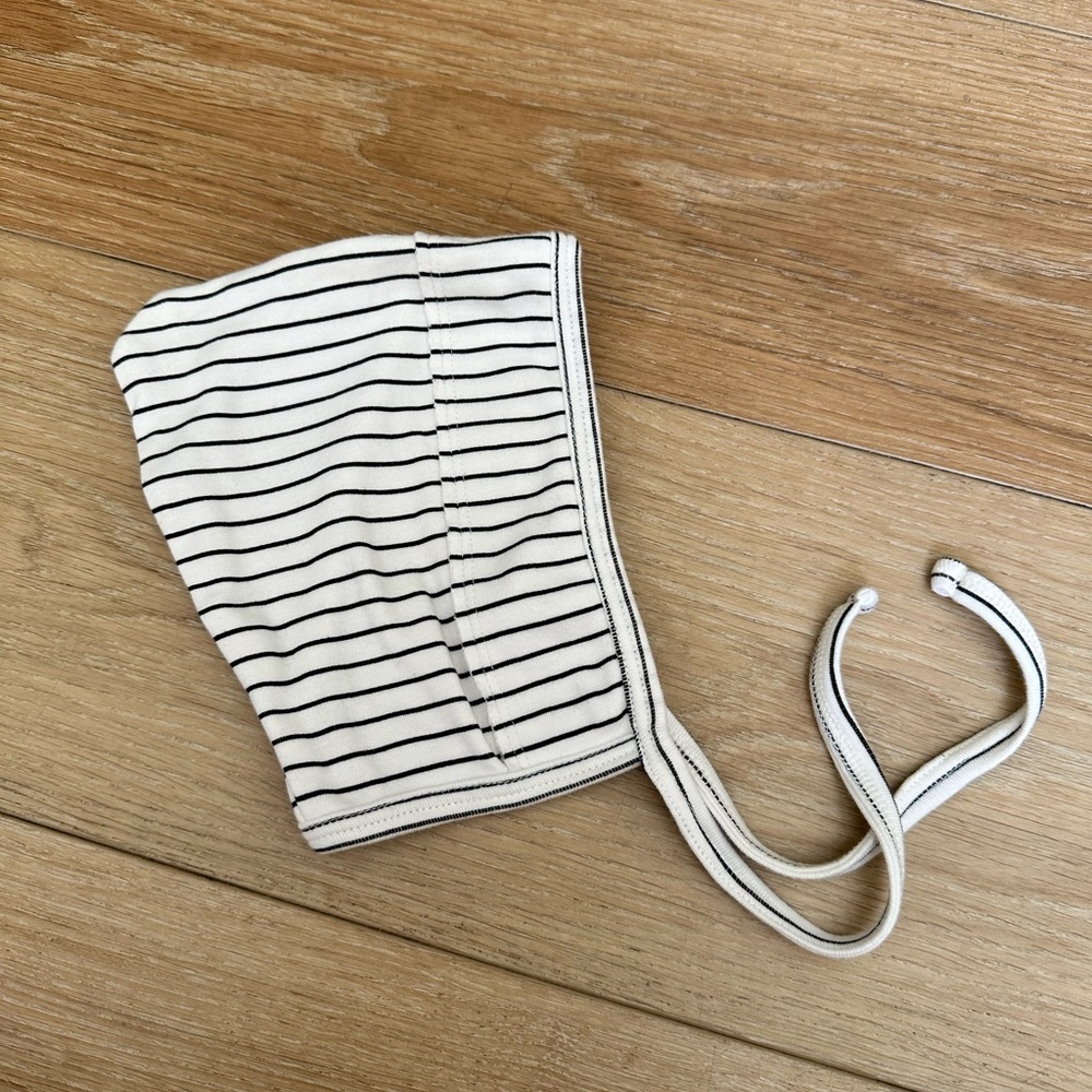 Kate Quinn Baby Bonnet Striped